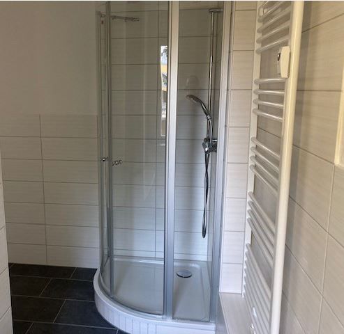 Karlstraße 5 Fertigstellung - Bad mit Dusche