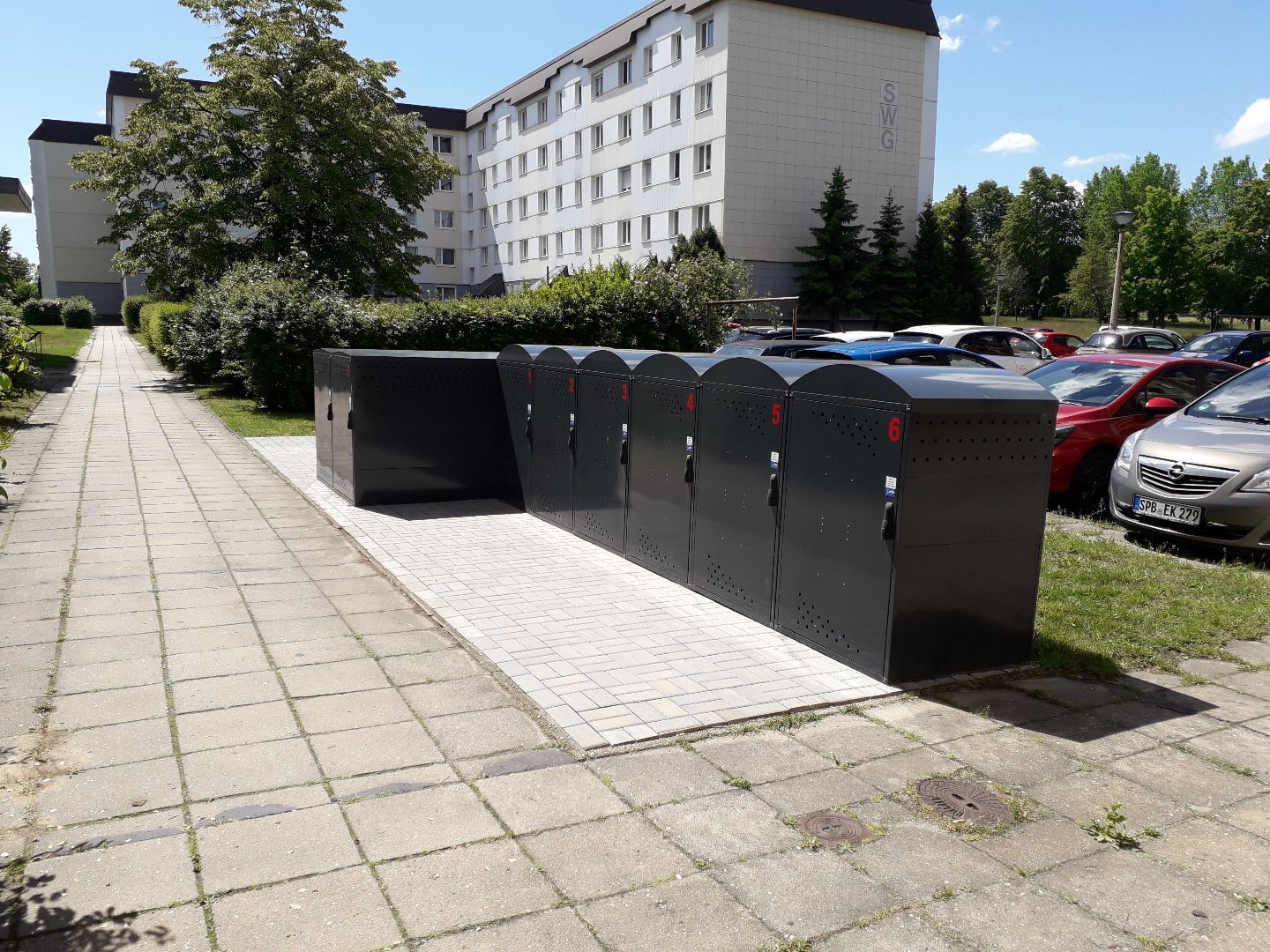 Rollatoren - und Fahrradboxen - Gesamtansicht Kollerbergring 54